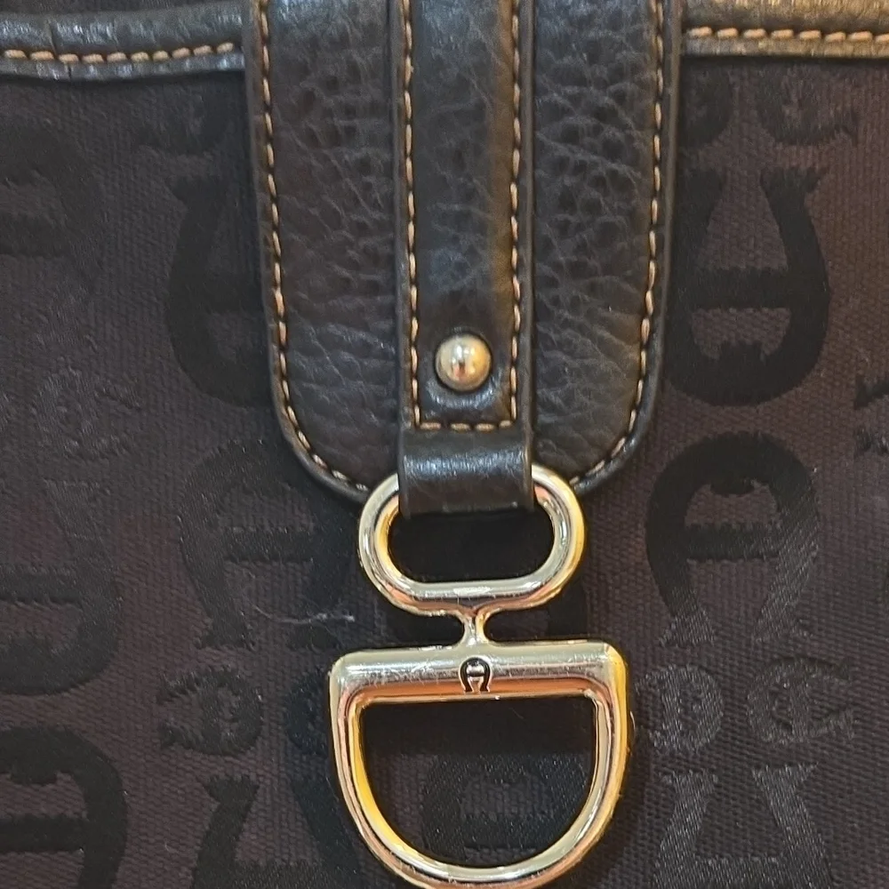 Etienne Aigner Signature Black shoulder Purse Bag Tote